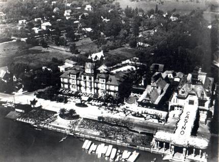 vista aerea del Tigre hotel y Tigre Club.jpg