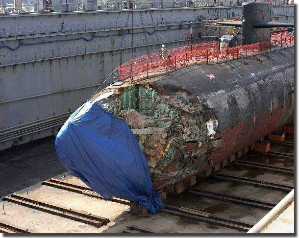 The end result of USS San Fransisco hitting the seamount in the Pacific in January 2005. 